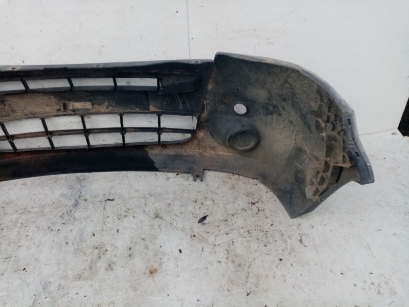 Recambio de paragolpes delantero para renault master ii phase 2 caja cerrada referencia OEM IAM 7702295263  