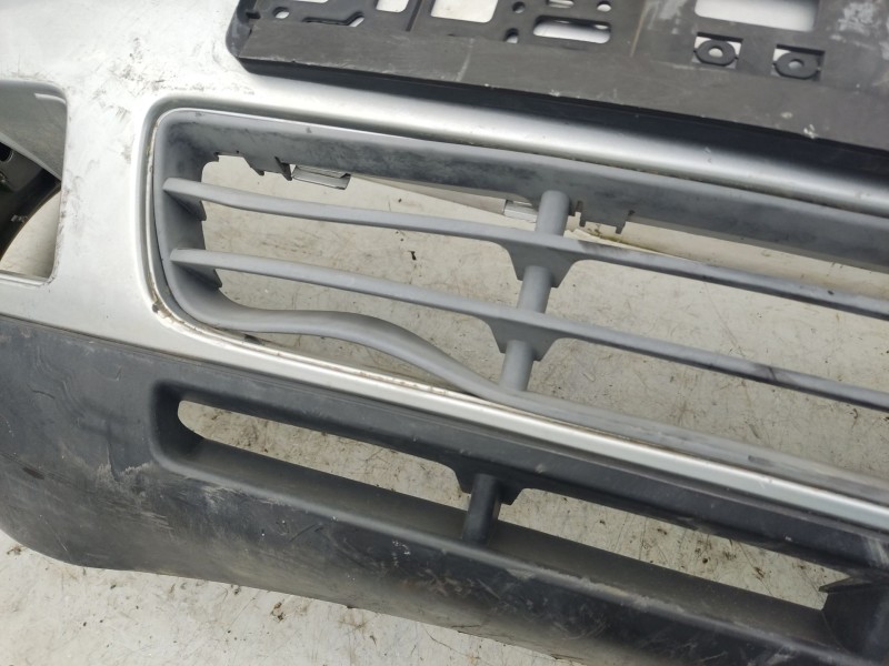 Recambio de paragolpes delantero para volkswagen bora variant (1j6) 1.9 tdi referencia OEM IAM 1J5807217K  