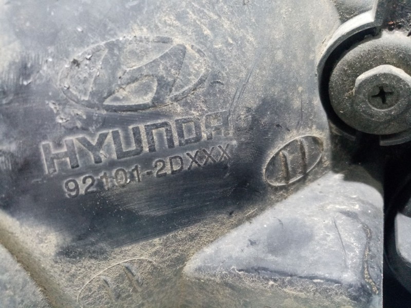 Recambio de faro izquierdo para hyundai elantra (xd) 2.0 crdi cat referencia OEM IAM 921012D120  