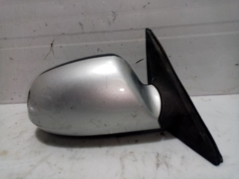 Recambio de retrovisor derecho para hyundai elantra (xd) 2.0 crdi cat referencia OEM IAM 876202D550  