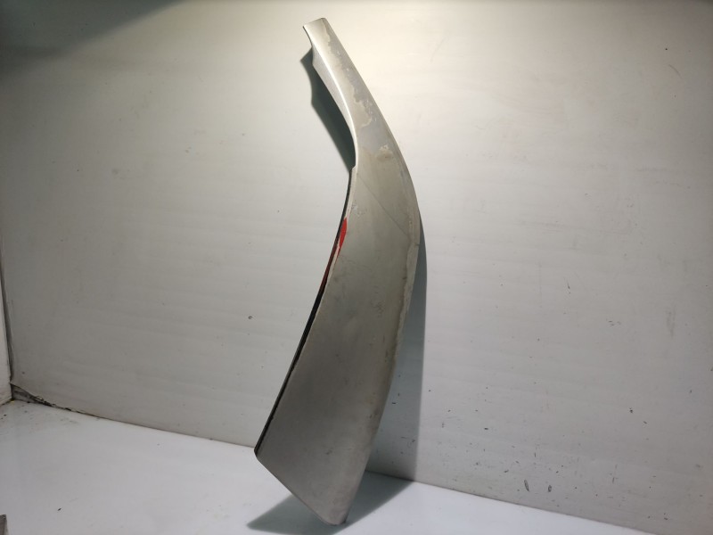 Recambio de moldura para fiat stilo multi wagon (192) 1.9 jtd 80 referencia OEM IAM 735350562  