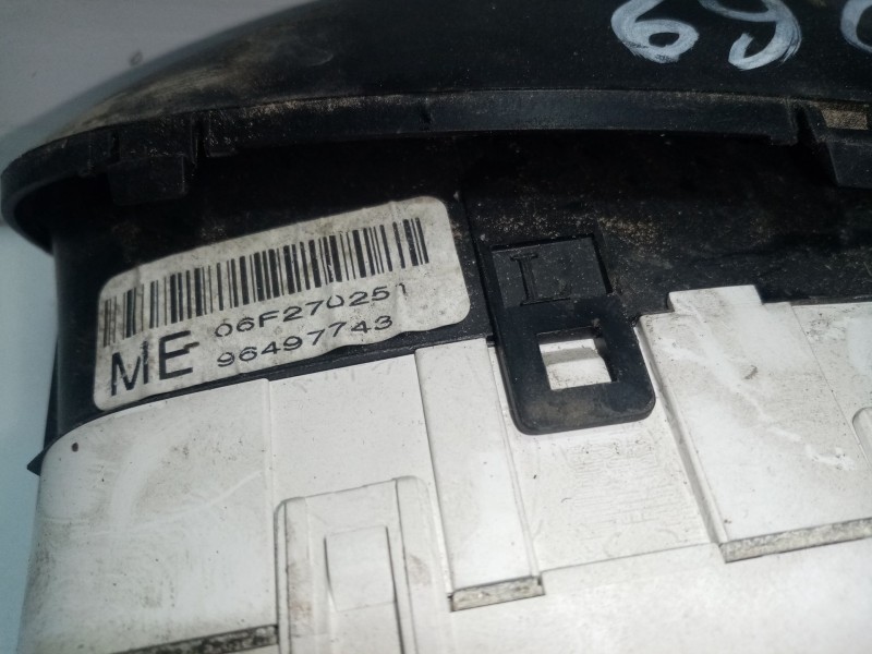 Recambio de pantalla multifuncion para chevrolet matiz referencia OEM IAM   