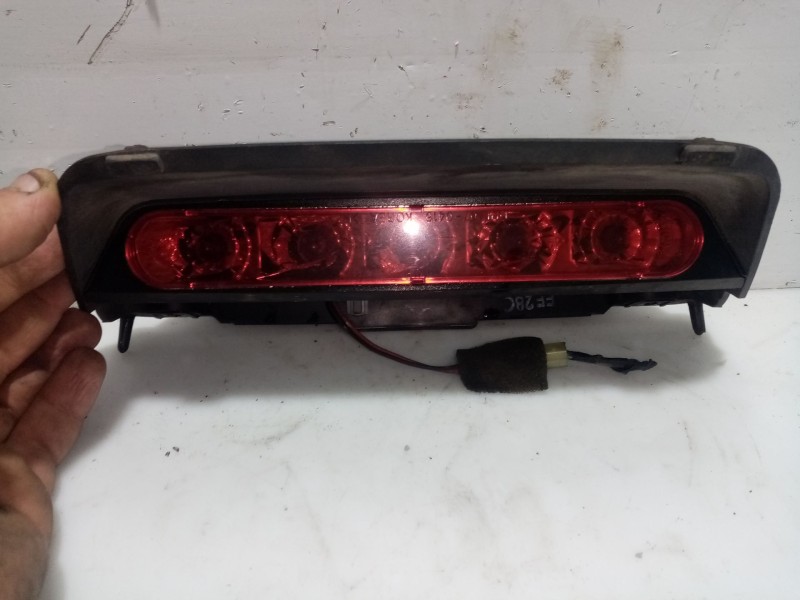 Recambio de luz central de freno para chevrolet matiz referencia OEM IAM 96590415  