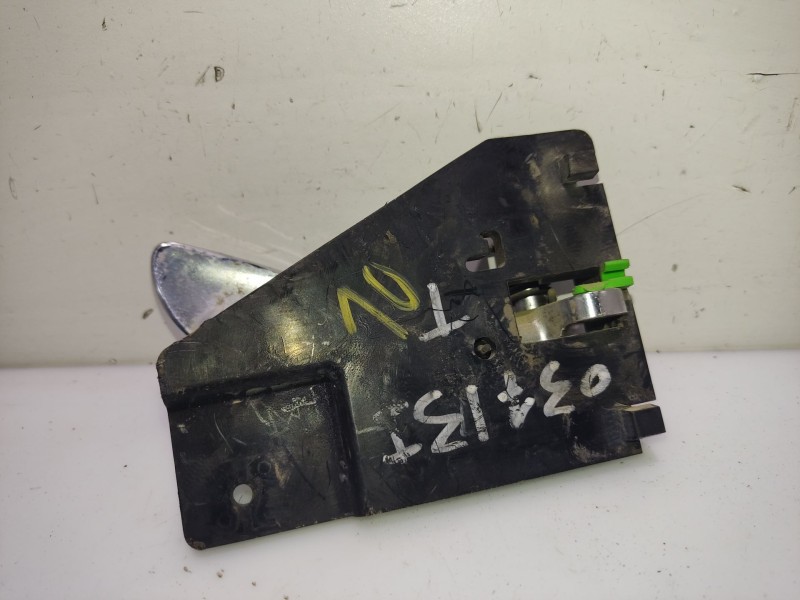 Recambio de maneta interior trasera izquierda para mg streetwise 1.4 referencia OEM IAM FVB100290PMA  