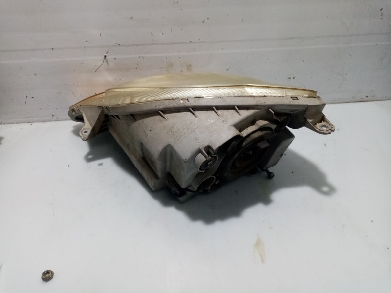 Recambio de faro derecho para chevrolet matiz referencia OEM IAM 96590406  