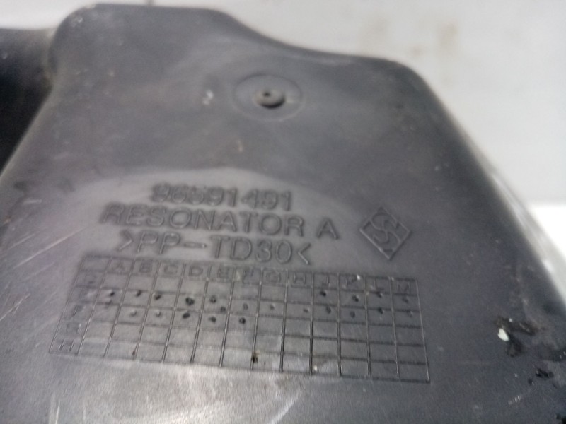 Recambio de caja filtro de aire para chevrolet matiz referencia OEM IAM 96591491  