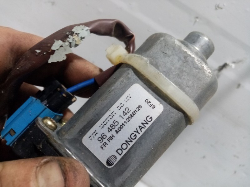 Recambio de elevalunas delantero derecho para chevrolet matiz referencia OEM IAM 96601566 96485142 