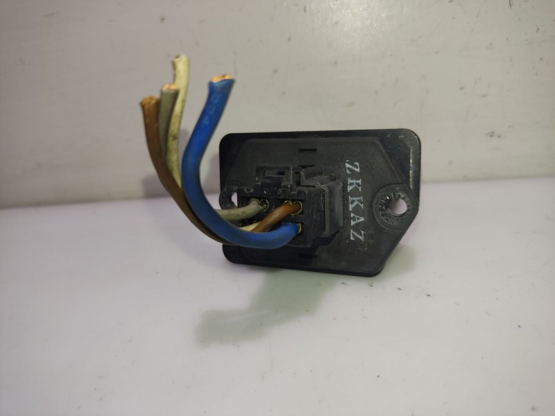 Recambio de resistencia calefaccion para hyundai accent ii (lc) 1.5 crdi referencia OEM IAM 9703525000  