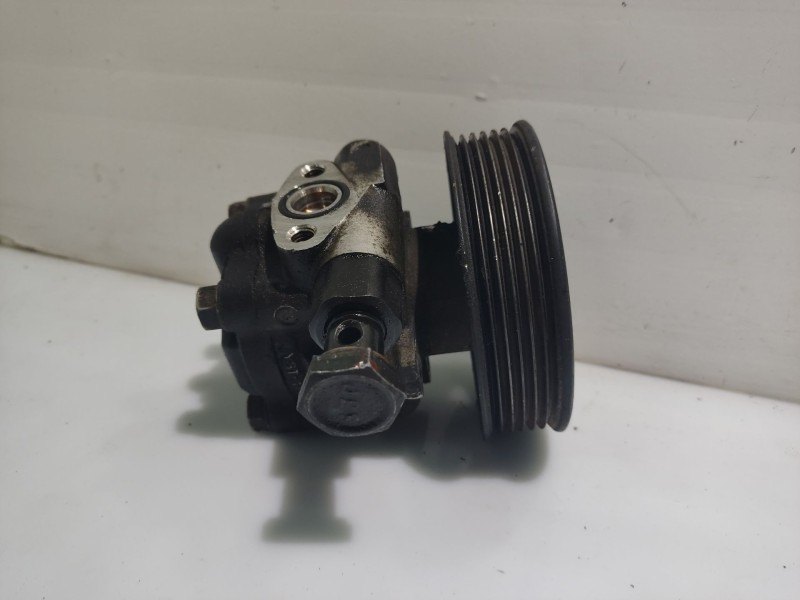 Recambio de bomba direccion para hyundai accent ii (lc) 1.5 crdi referencia OEM IAM 5711025301  