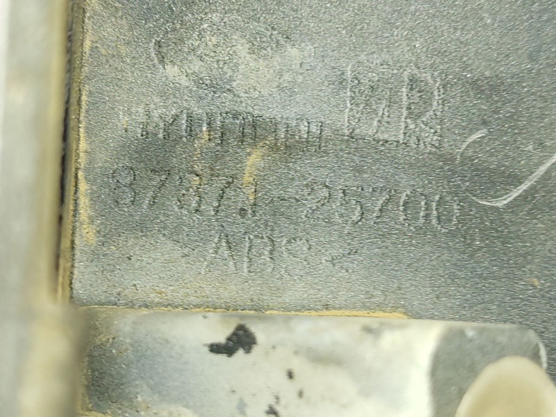 Recambio de moldura para hyundai accent ii (lc) 1.5 crdi referencia OEM IAM 8787125700  