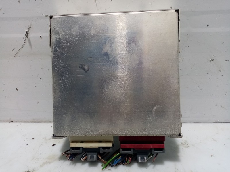 Recambio de centralita motor uce para opel vectra b (j96) 1.6 i 16v (f19) referencia OEM IAM 0  