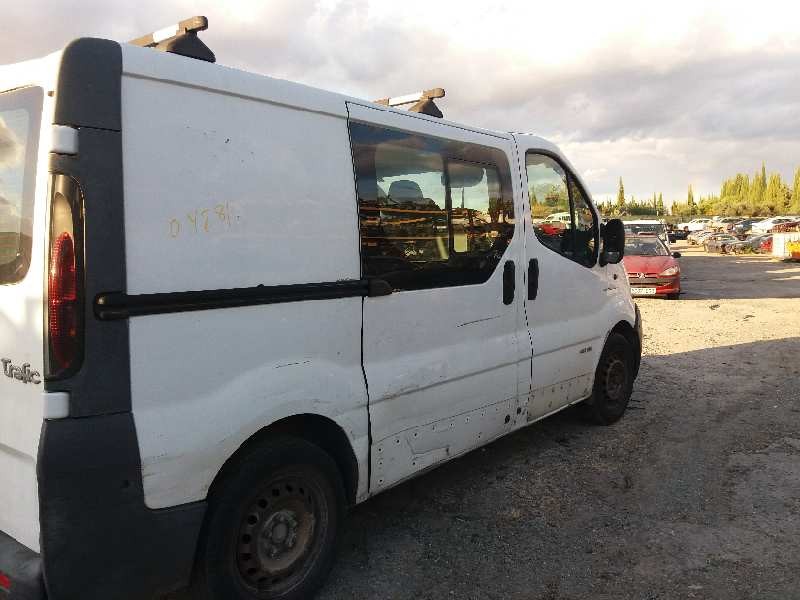renault trafic combi (ab 4.01) 1.9 diesel   |   0.01 - ... | 2001 | 101 cv / 74 kw del año 2001