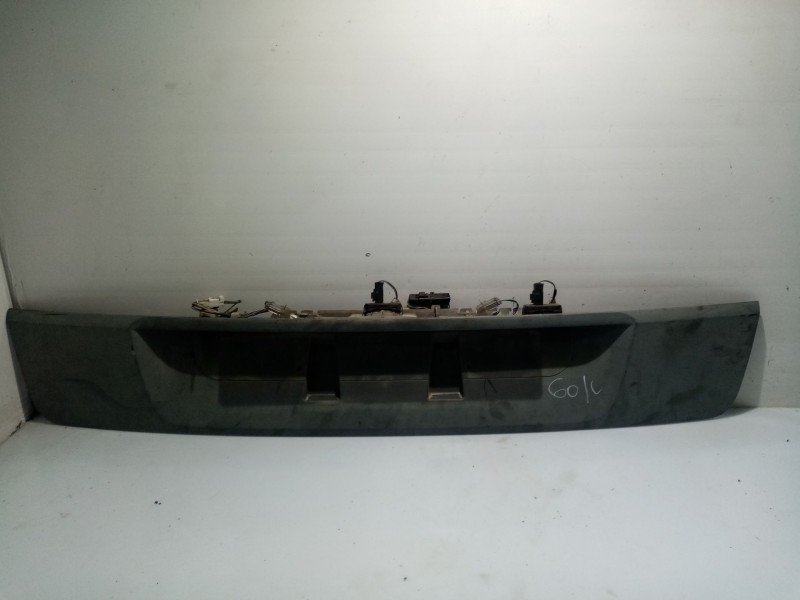 Recambio de moldura para renault scénic ii (jm0/1_) 1.9 dci (jm14) referencia OEM IAM 8200304492  