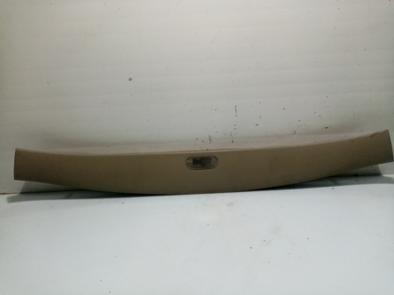 Recambio de moldura para renault scénic ii (jm0/1_) 1.9 dci (jm14) referencia OEM IAM 8200244655  