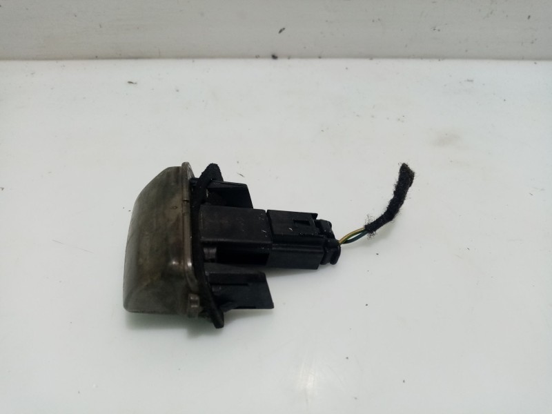 Recambio de piloto matricula para peugeot 307 sw (3h) 1.6 hdi 110 referencia OEM IAM 6340A3  