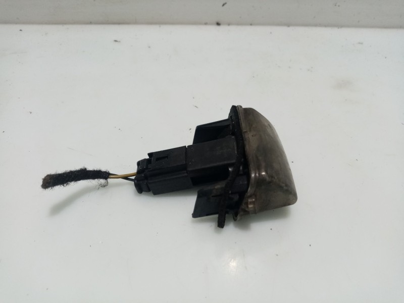 Recambio de piloto matricula para peugeot 307 sw (3h) 1.6 hdi 110 referencia OEM IAM 6340A3  