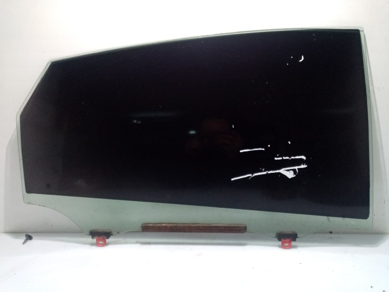 Recambio de luna trasera derecha para toyota prius (nhw20) 1.5 cat referencia OEM IAM 6810347041  