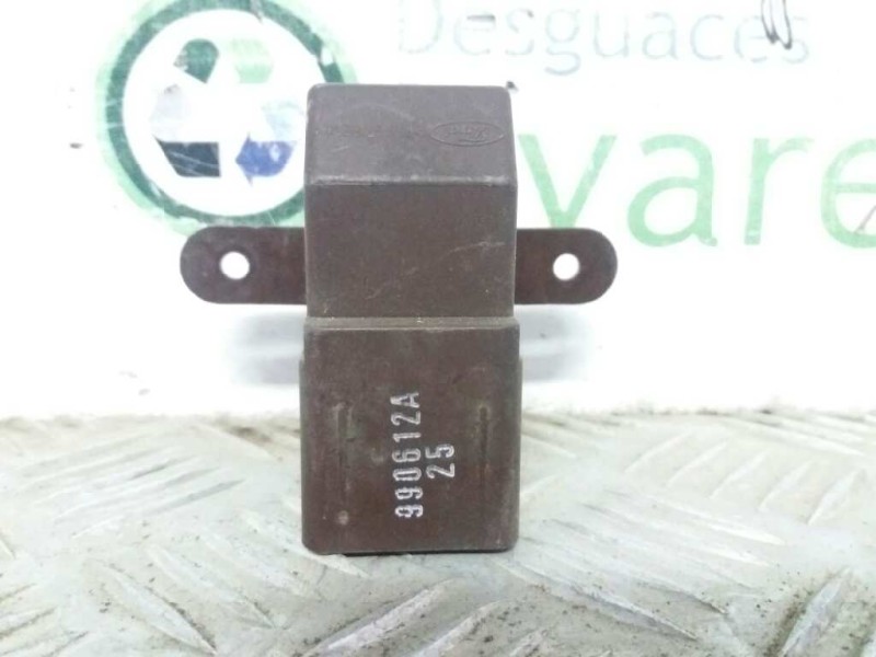 Recambio de rele para ford focus turnier (cak) ghia   |   08.98 - 12.02 | 1998 - 2002 | 90 cv / 66 kw referencia OEM IAM 72FF305