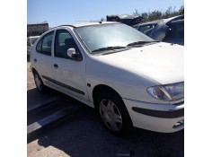 renault megane i berlina hatchback (ba0) 1.6   |   0.95 - ... | 1995 | 90 cv / 66 kw del año 1995 2