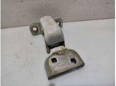 Recambio de bisagra puerta delantera derecha inferior para renault trafic combi (ab 4.01) 1.9 diesel referencia OEM IAM 77003117