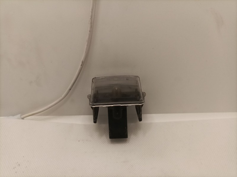 Recambio de piloto matricula para citroën c3 hdi 70 furio referencia OEM IAM 6340A3 6340A3 6340A3