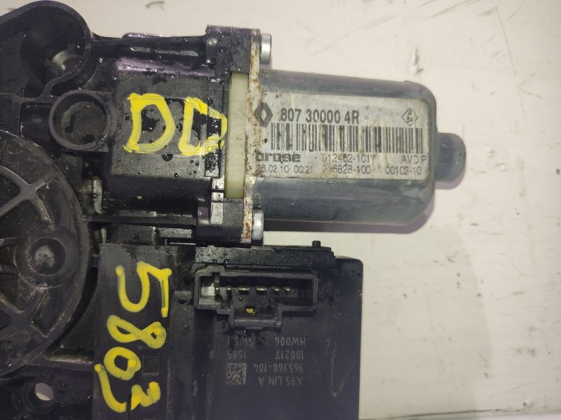 Recambio de motor elevalunas delantero derecho para renault megane iii grandtour (kz0/1) 2.0 tce (kz0k, kz1t) referencia OEM IAM