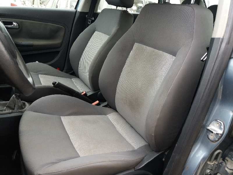 seat ibiza  (6l1)    |   0.02 - 0.09 | 2002 - 2009 del año 2002