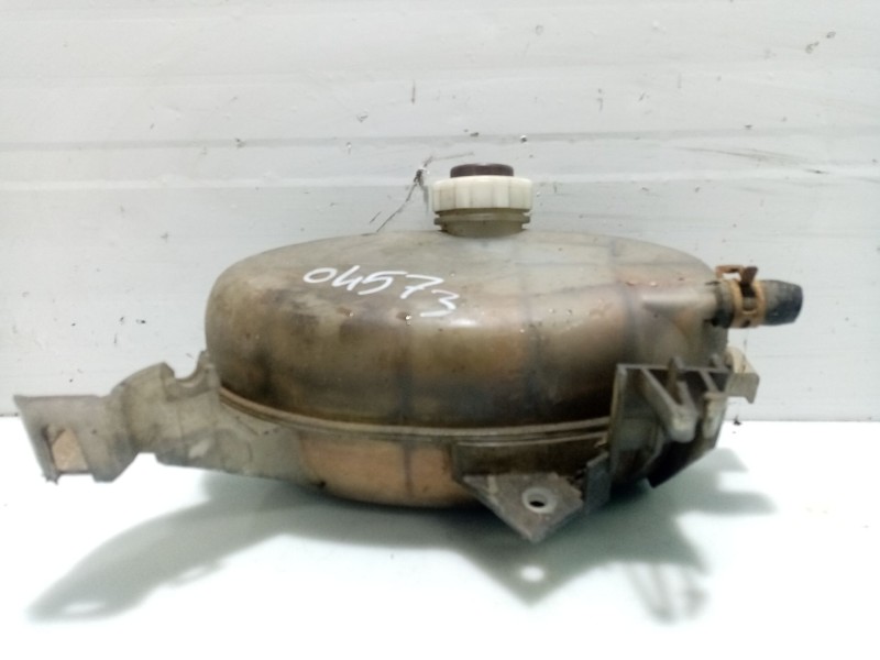 Recambio de deposito expansion para renault master ii phase 2 caja cerrada referencia OEM IAM 7701470464  