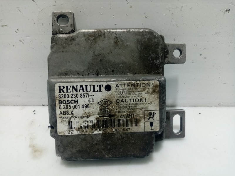 Recambio de centralita airbag para renault clio ii fase ii (b/cb0) referencia OEM IAM 8200277318  