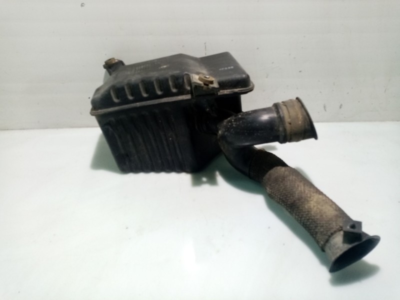 Recambio de caja filtro de aire para chevrolet aveo / kalos hatchback (t200) 1.2 referencia OEM IAM 96536694  