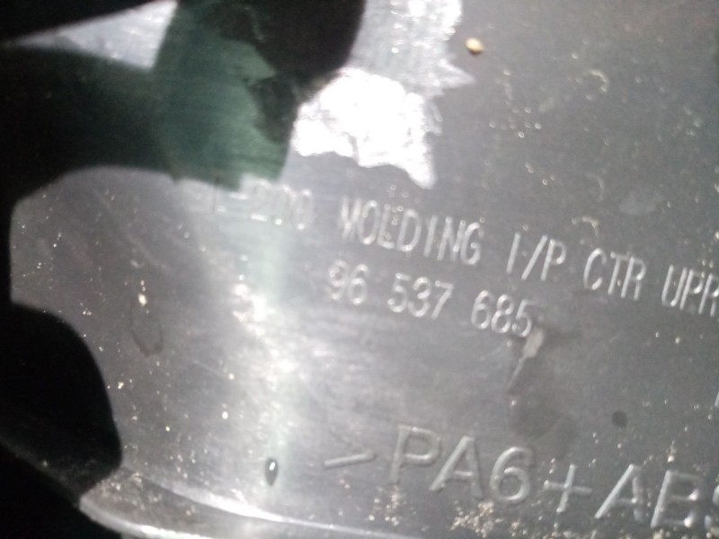 Recambio de moldura para chevrolet aveo / kalos hatchback (t200) 1.2 referencia OEM IAM 96537685  