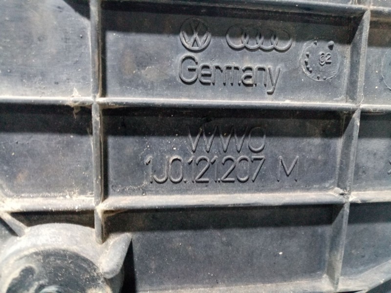 Recambio de moldura para audi a3 (8l1) 1.9 tdi referencia OEM IAM 1J0121205B  