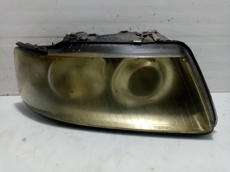 Recambio de faro derecho para audi a3 (8l1) 1.9 tdi referencia OEM IAM 8L0941003AH  