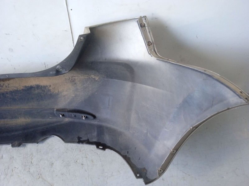 Recambio de paragolpes trasero para chevrolet lacetti 2.0 diesel cat referencia OEM IAM 96545561  