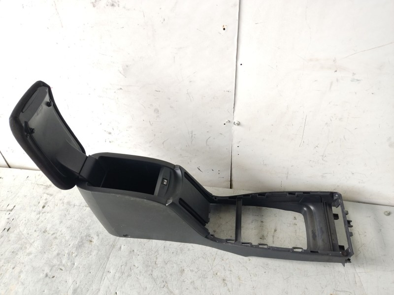 Recambio de consola central para renault megane ii (bm0/1_, cm0/1_) 1.5 dci (bm1e, cm1e) referencia OEM IAM 8200079088  