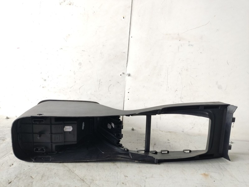 Recambio de consola central para renault megane ii (bm0/1_, cm0/1_) 1.5 dci (bm1e, cm1e) referencia OEM IAM 8200079088  