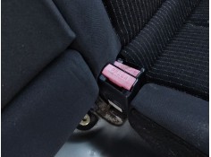 Recambio de anclaje cinturon trasero izquierdo para renault megane ii (bm0/1_, cm0/1_) 1.5 dci (bm1e, cm1e) referencia OEM IAM 8