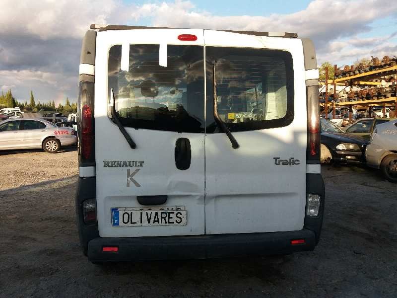 renault trafic combi (ab 4.01) 1.9 diesel   |   0.01 - ... | 2001 | 101 cv / 74 kw del año 2001