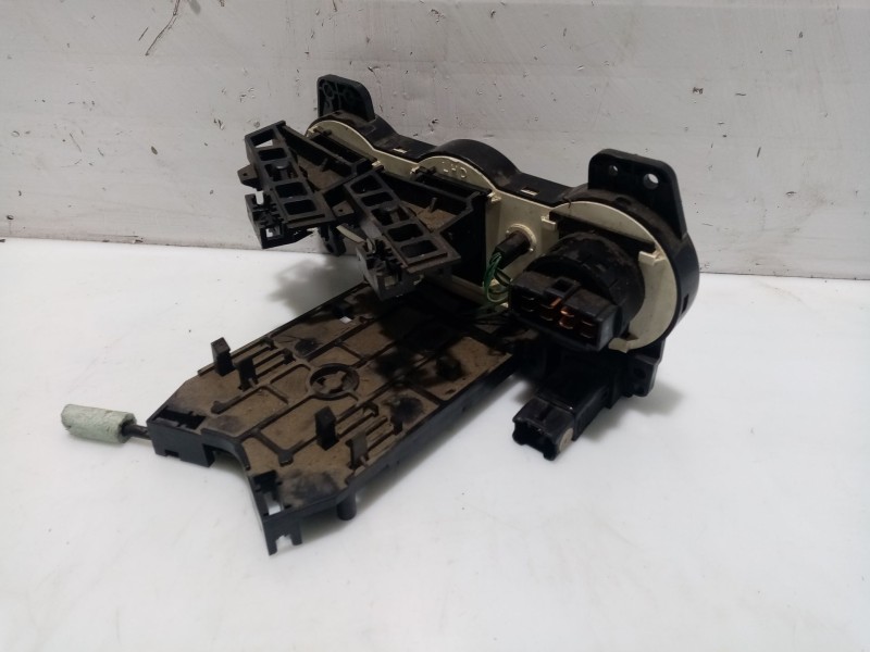 Recambio de mando calefaccion / aire acondicionado para hyundai accent (lc) referencia OEM IAM 9725025200  