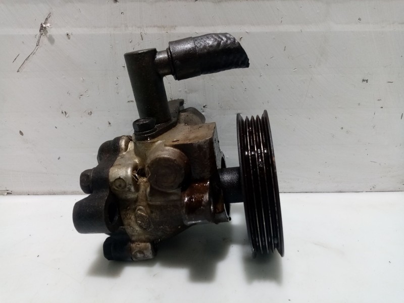 Recambio de bomba direccion para hyundai accent (lc) referencia OEM IAM 5711025000  