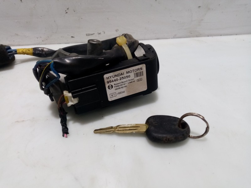 Recambio de conmutador de arranque para hyundai accent (lc) referencia OEM IAM 8190525A80  
