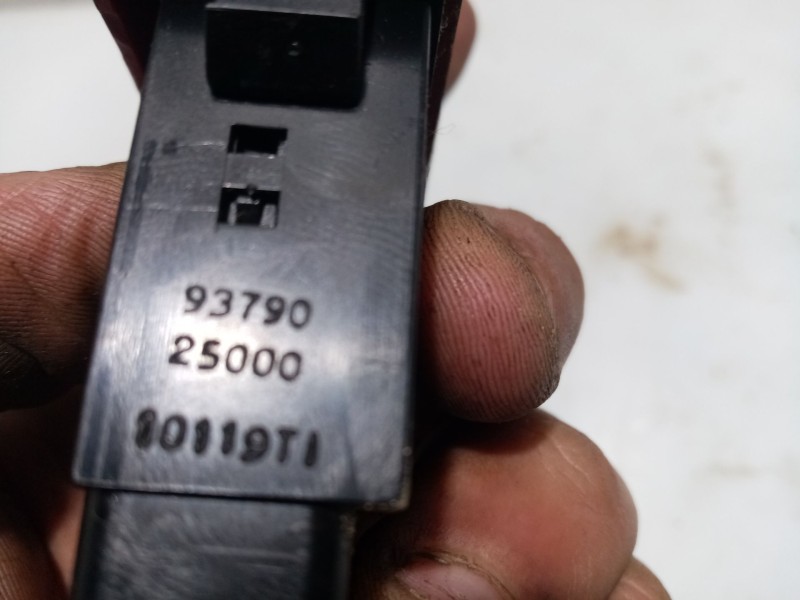 Recambio de warning para hyundai accent (lc) referencia OEM IAM   