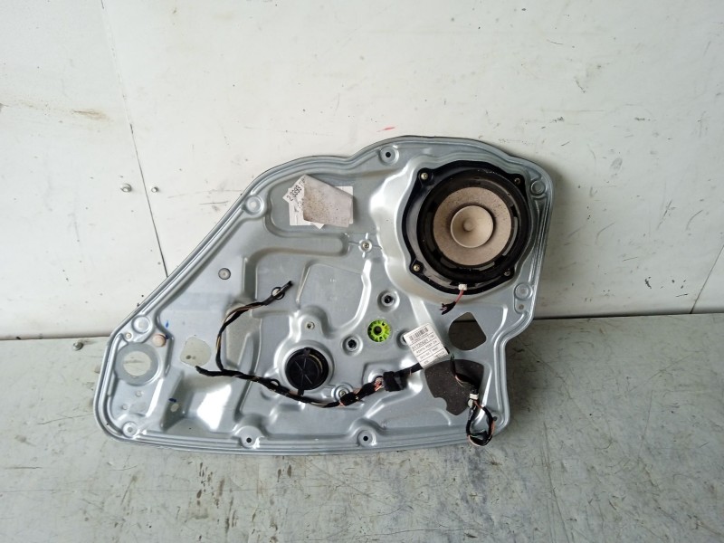 Recambio de guarnecido puerta trasera derecha para fiat stilo (192) referencia OEM IAM 735308942  