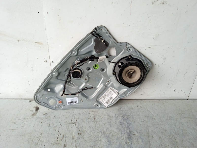 Recambio de guarnecido puerta trasera izquierda para fiat stilo (192) referencia OEM IAM 735309034  