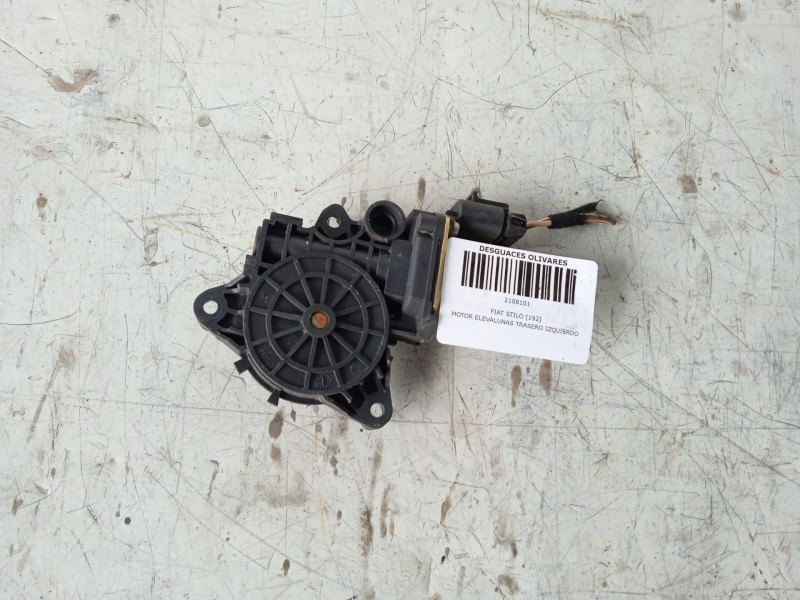 Recambio de motor elevalunas trasero izquierdo para fiat stilo (192) referencia OEM IAM   