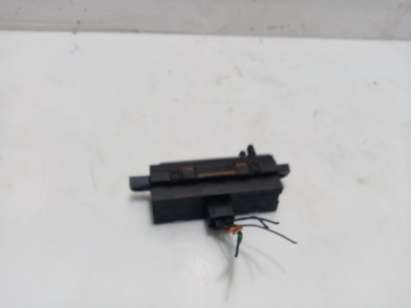 Recambio de pantalla multifuncion para hyundai accent (lc) referencia OEM IAM 9452025000  