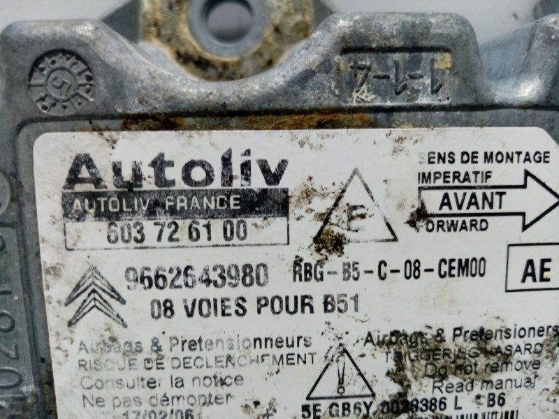 Recambio de centralita airbag para citroën c4 berlina referencia OEM IAM   