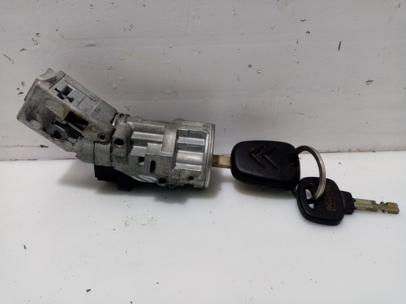 Recambio de conmutador de arranque para citroën c4 berlina referencia OEM IAM 4162EA  