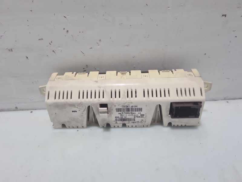 Recambio de pantalla multifuncion para citroën c4 berlina referencia OEM IAM   