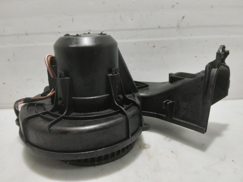Recambio de ventilador calefaccion para opel meriva referencia OEM IAM 1845092  